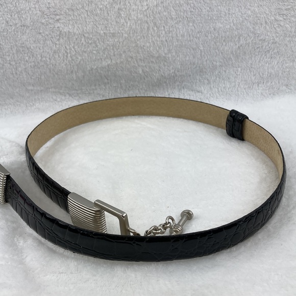 Ellen Tracy Women’s NWOT Reptile Embossed Belt OS - Picture 8 of 8